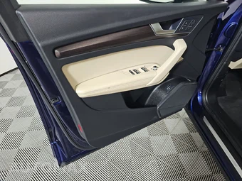 2022 Audi Q5 Premium Plus – miniatura 9