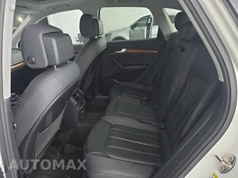 2022 Audi Q5 S line Premium Plus – miniatura 10