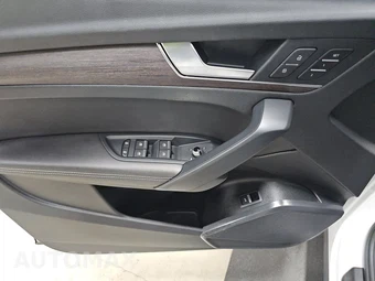 2022 Audi Q5 S line Premium Plus – miniatura 9
