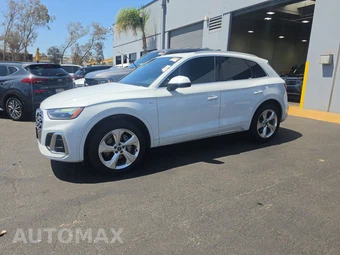 2022 Audi Q5 S line Premium Plus