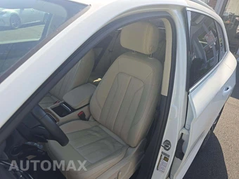 2022 Audi Q5 S line Premium Plus – miniatura 3