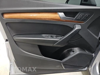 2022 Audi Q5 S line Premium - miniatura 9