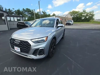 2022 Audi Q5 S line Prestige