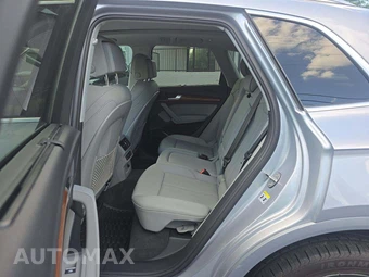 2022 Audi Q5 S line Prestige – miniatura 10