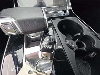 2022 Audi Q7 Premium 55 TFSI - miniatura 8