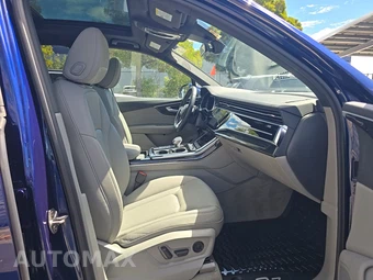 2022 Audi Q7 Premium Plus 45 TFSI - miniatura 8