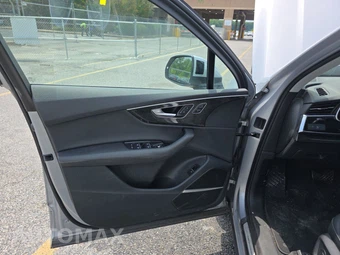 2022 Audi Q7 Premium Plus 45 TFSI - miniatura 9