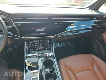 2022 Audi Q7 Premium Plus 45 TFSI - miniatura 11