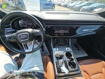 2022 Audi Q7 Premium Plus 55 TFSI - miniatura 10