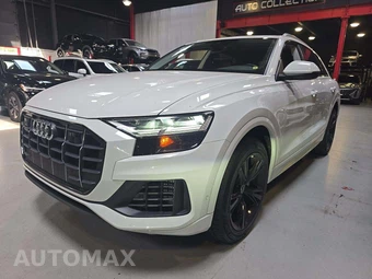 2022 Audi Q8 Premium Plus