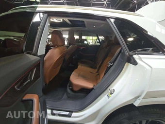 2022 Audi Q8 Premium Plus – miniatura 13