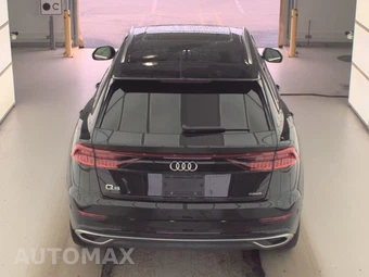 2022 Audi Q8 Premium Plus – miniatura 5