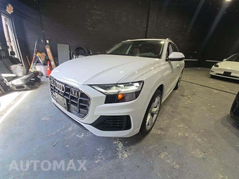 2022 Audi Q8 Premium Plus