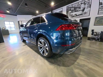 2022 Audi Q8 Premium Plus – miniatura 2