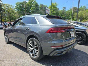2022 Audi Q8 Premium Plus – miniatura 2