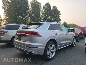 2022 Audi Q8 Premium - miniatura 4