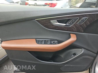 2022 Audi Q8 Premium - miniatura 9
