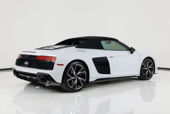 2022 Audi R8 Spyder V10 Convertible - miniatura 4