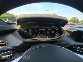 2022 Audi RS e-tron GT – miniatura 9