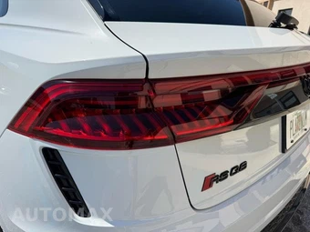 2022 Audi RS Q8 - miniatura 13