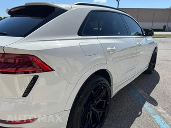 2022 Audi RS Q8 - miniatura 16