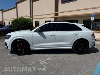 2022 Audi RS Q8 - miniatura 3