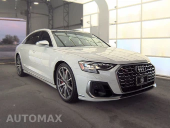 2022 Audi S8 - miniatura 3