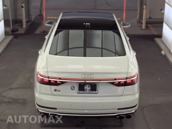 2022 Audi S8 - miniatura 5