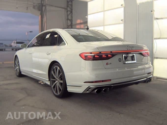 2022 Audi S8 - miniatura 6