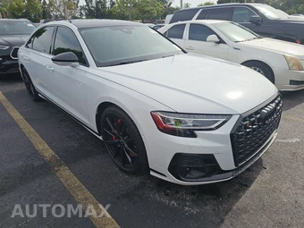 2022 Audi S8 - miniatura 3