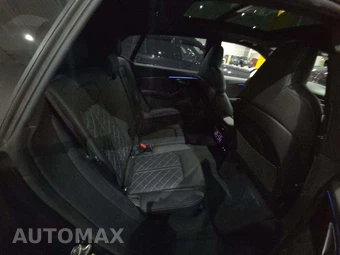 2022 Audi SQ8 Prestige – miniatura 16