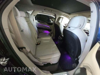 2022 Bentley Bentayga First Edition V8 - miniatura 16