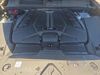 2022 Bentley Bentayga S V8 - miniatura 16