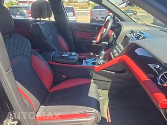 2022 Bentley Bentayga S V8 - miniatura 8