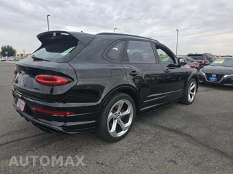 2022 Bentley Bentayga V8 - miniatura 3
