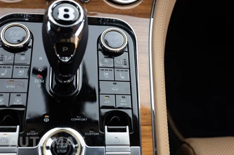 2022 Bentley Continental GT V8 - miniatura 34