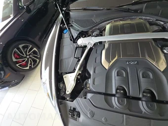 2022 Bentley Continental GTC V8 - miniatura 24