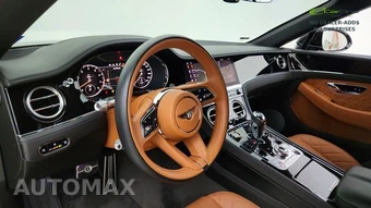 2022 Bentley Continental GTC V8 - miniatura 25