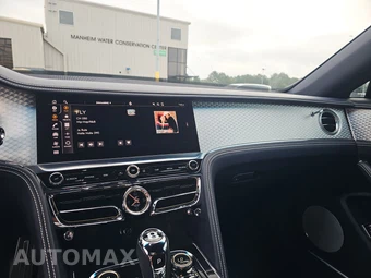 2022 Bentley Flying Spur V8 - miniatura 11