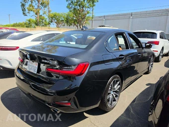 2022 BMW 3 Series Sedan 330e - miniatura 3