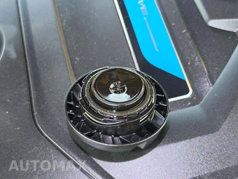 2022 BMW 3 Series Sedan 330e - miniatura 33