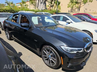 2022 BMW 3 Series Sedan 330e - miniatura 4