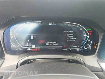 2022 BMW 3 Series Sedan 330e xDrive - miniatura 12