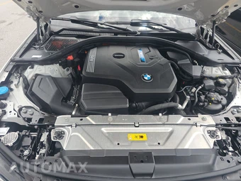 2022 BMW 3 Series Sedan 330e xDrive - miniatura 15