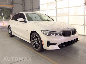 2022 BMW 3 Series Sedan 330e xDrive - miniatura 3