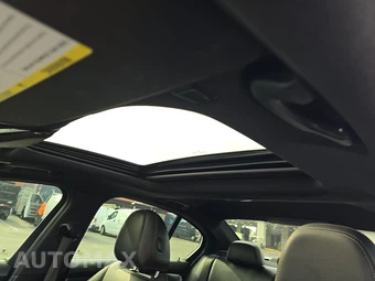 2022 BMW 3 Series Sedan 330i - miniatura 17