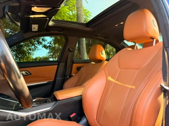 2022 BMW 3 Series Sedan 330i M SPORT LINE - miniatura 11