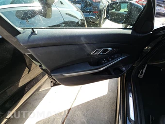 2022 BMW 3 Series Sedan 330i M SPORT LINE - miniatura 9