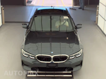 2022 BMW 3 Series Sedan 330i xDrive - miniatura 2