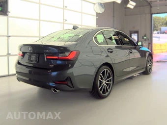 2022 BMW 3 Series Sedan 330i xDrive - miniatura 4